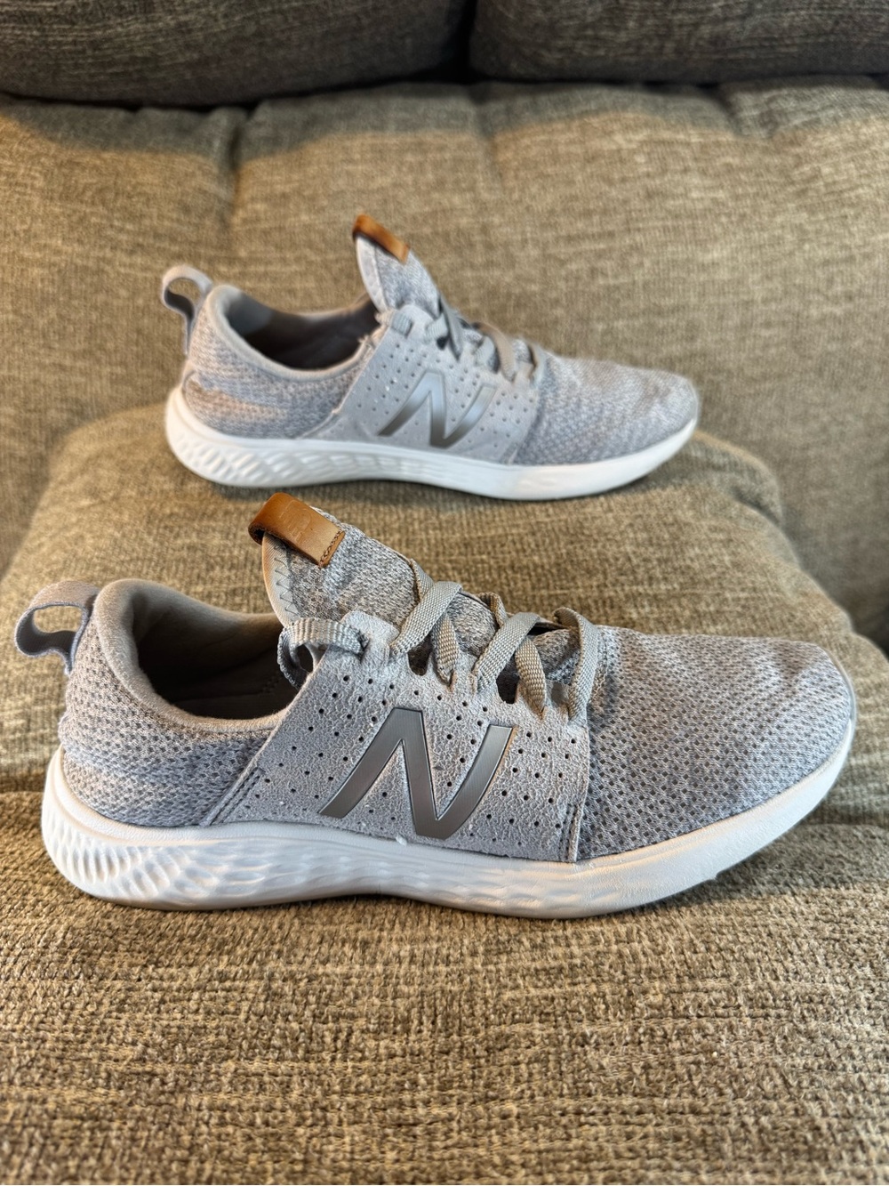 New Balance Fresh Foam Sport v1 Gray/White Women’s Running Shoe WSPTLG1 Size 9.5